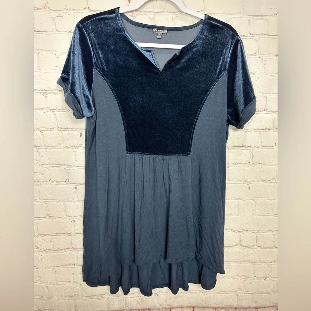 Hannah‎ blue velour rayon short sleeve hi low tunic top blouse, sz M, GUC